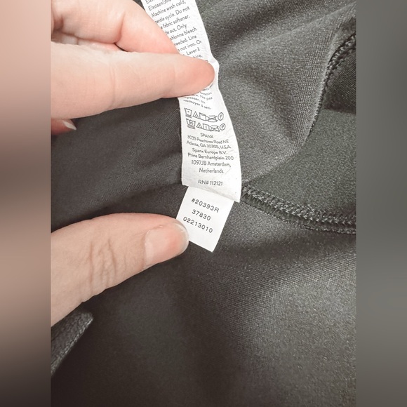 SPANX Sleeveless Sheath NYE Chic Fitted Zippered Midi Dress Black Medium‎ - Picture 12 of 13